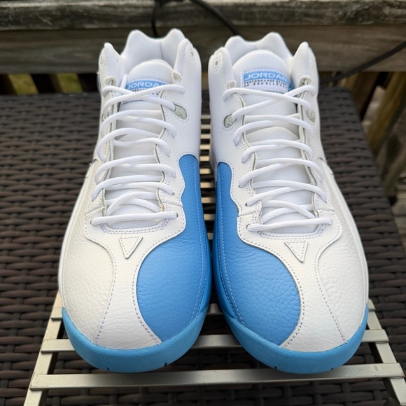 NEW Air Jordan Jumpman Team 1 (White University Blue) FV3928-101 - Picture 9 of 10